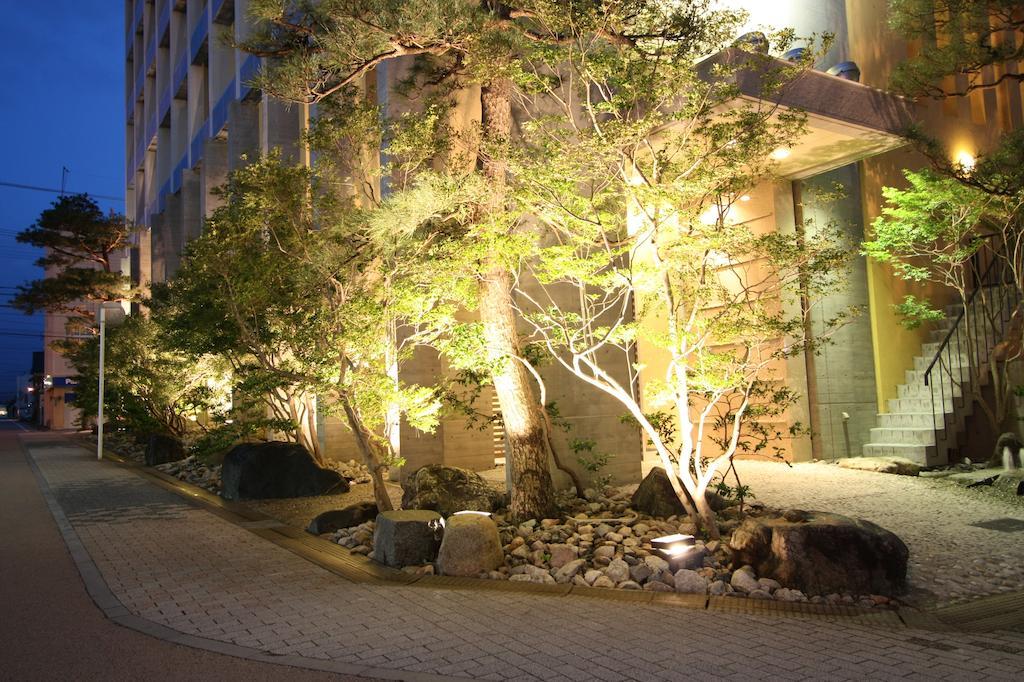 Uozu Manten Hotel Ekimae Extérieur photo